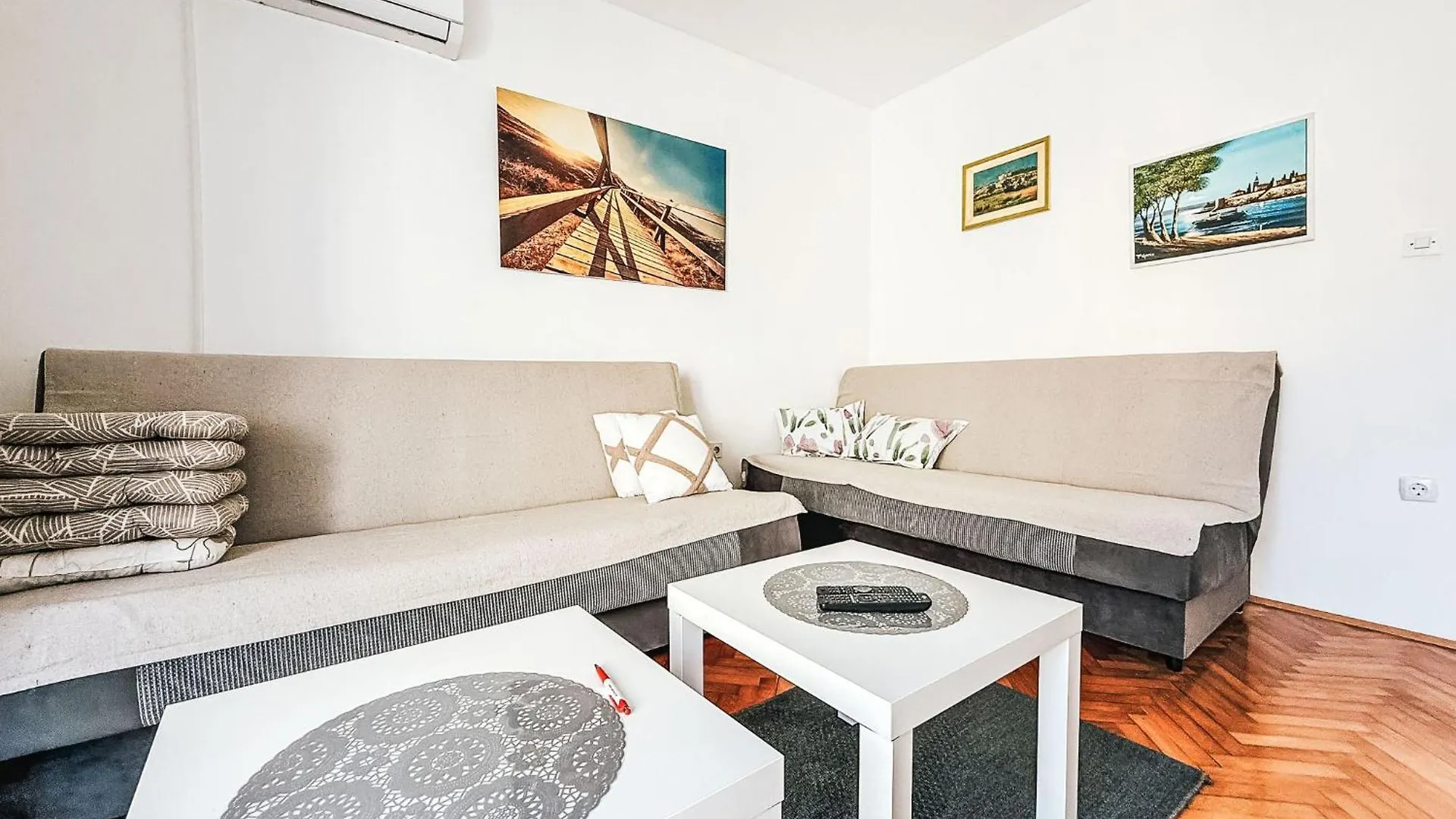 Apartment Lucia - Zad116 By Interhome زادار
